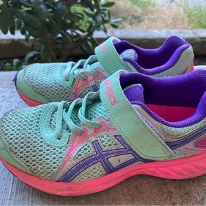 Asics Kids Grade School Jolt 2 Running Shoes sz 2
